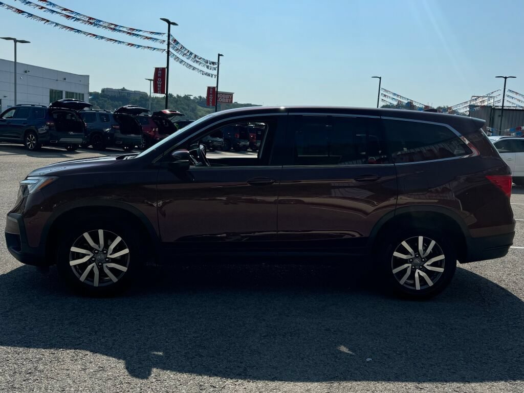 Used 2021 Honda Pilot EX image 4