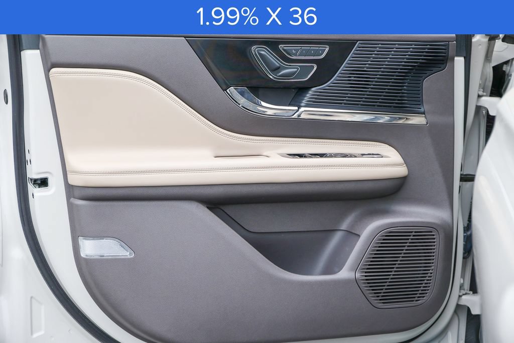 Certified 2020 Lincoln Corsair AWD w/ Equipment Group 101A image 4