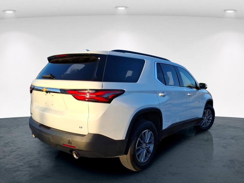 Used 2023 Chevrolet Traverse LT image 7