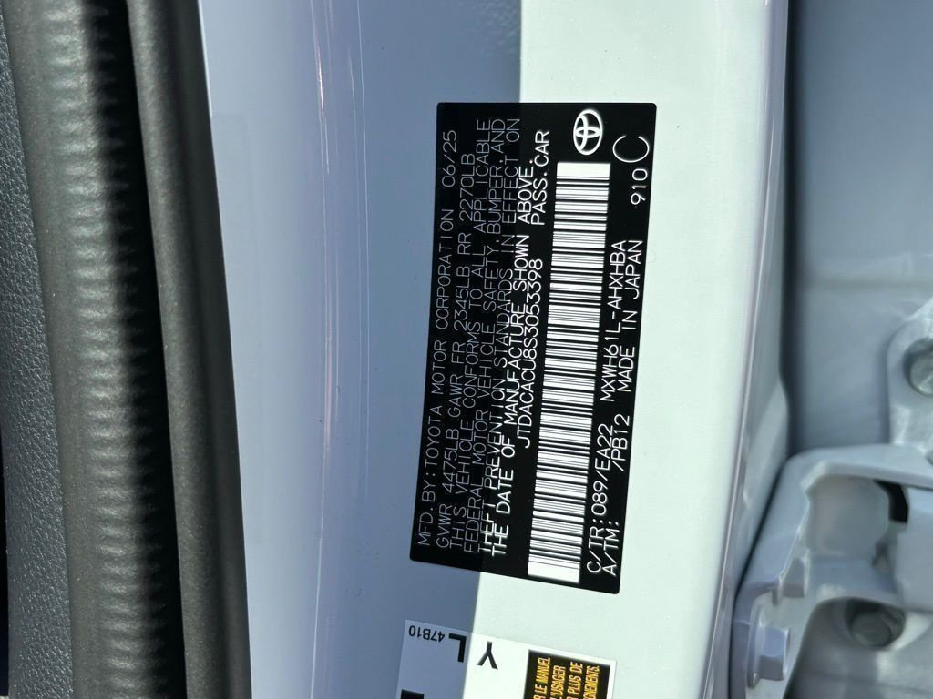 New 2025 Toyota Prius Plug-In Hybrid w/ Limited Premium Package FWD image 27