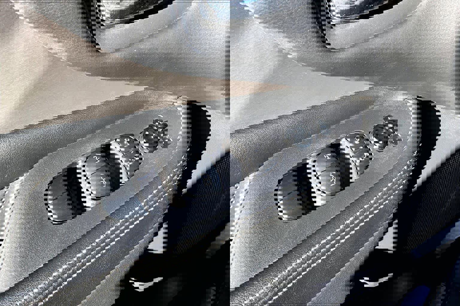 Used 2019 Nissan Murano S image 36