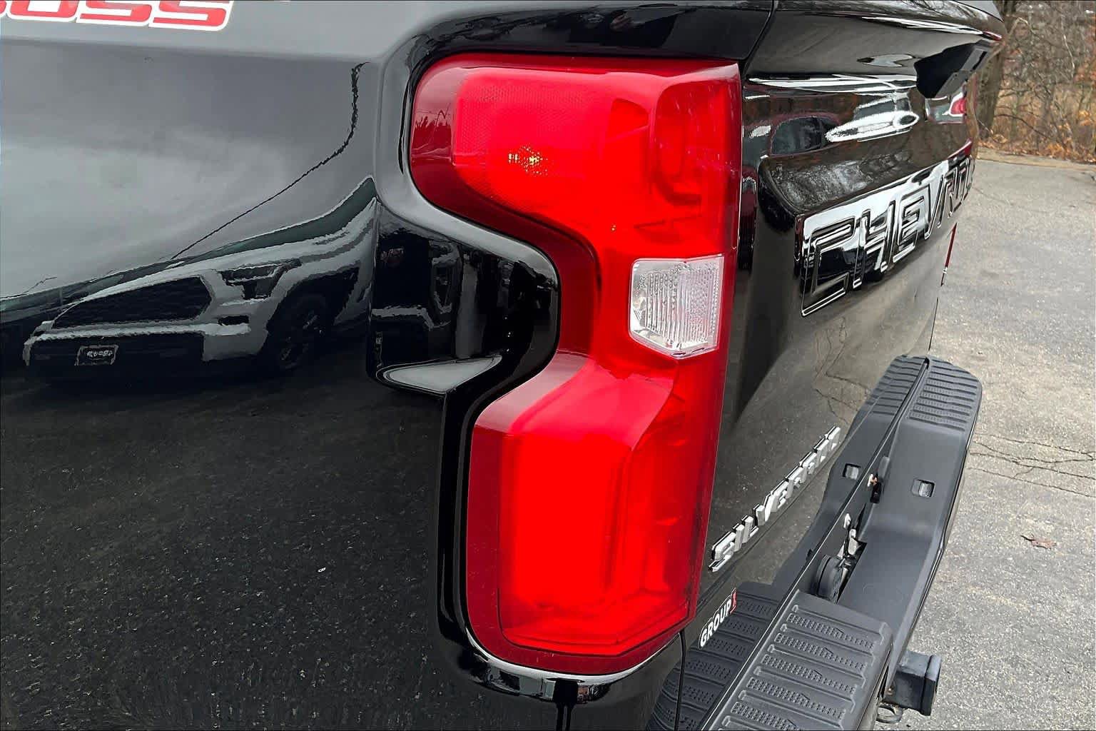 Used 2021 Chevrolet Silverado 1500 LT Trail Boss AWD/4WD image 26