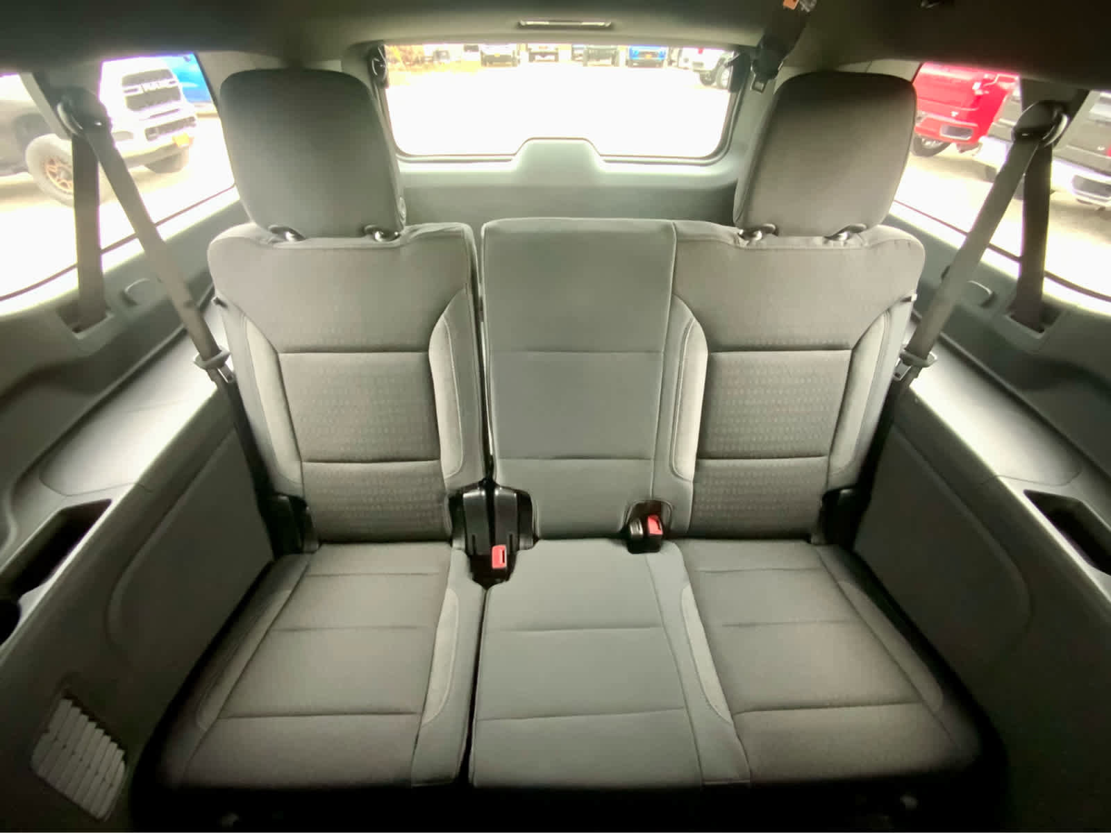 New 2026 Chevrolet Suburban LS image 28