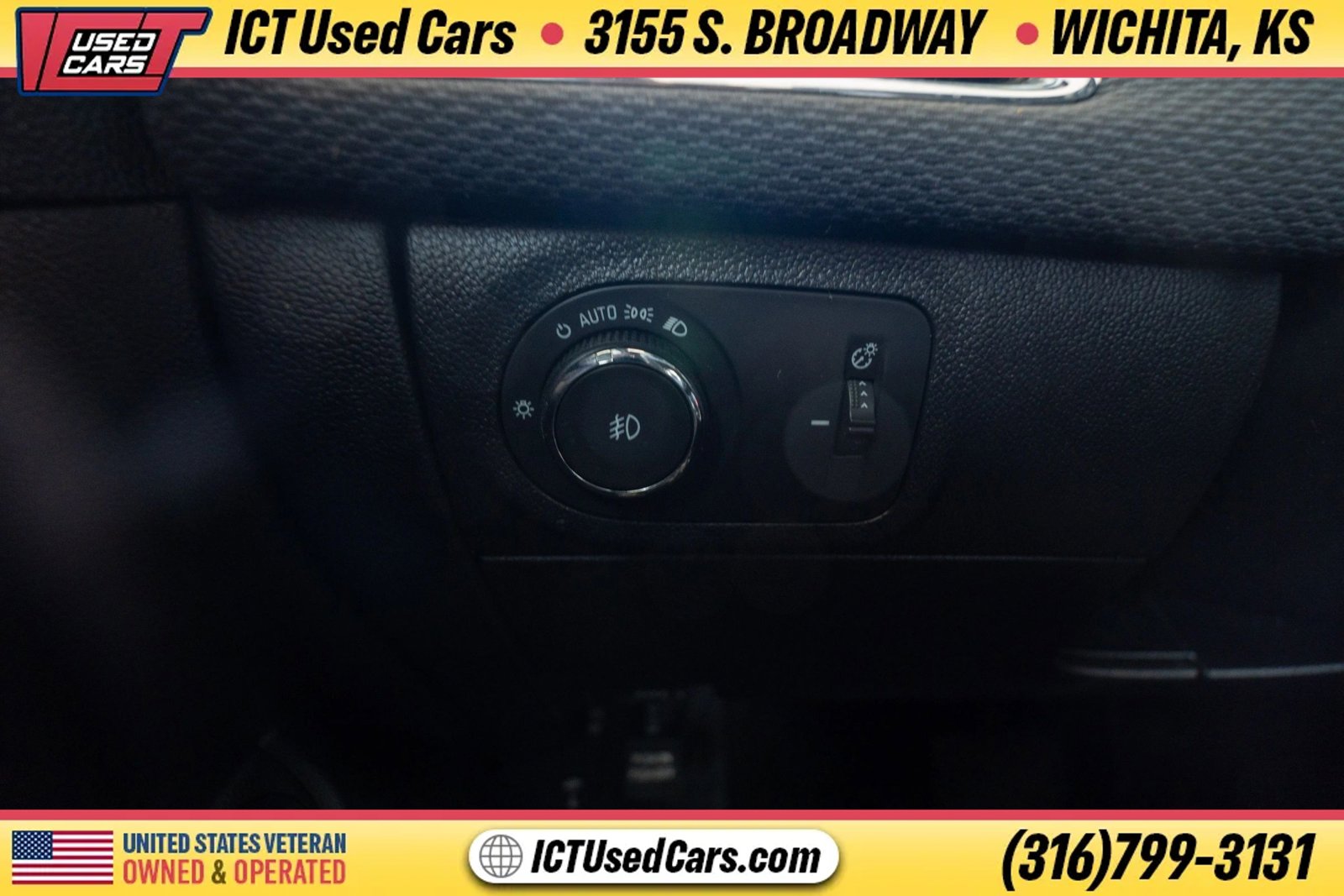 Used 2019 Chevrolet Cruze LT w/ Convenience Package FWD image 13
