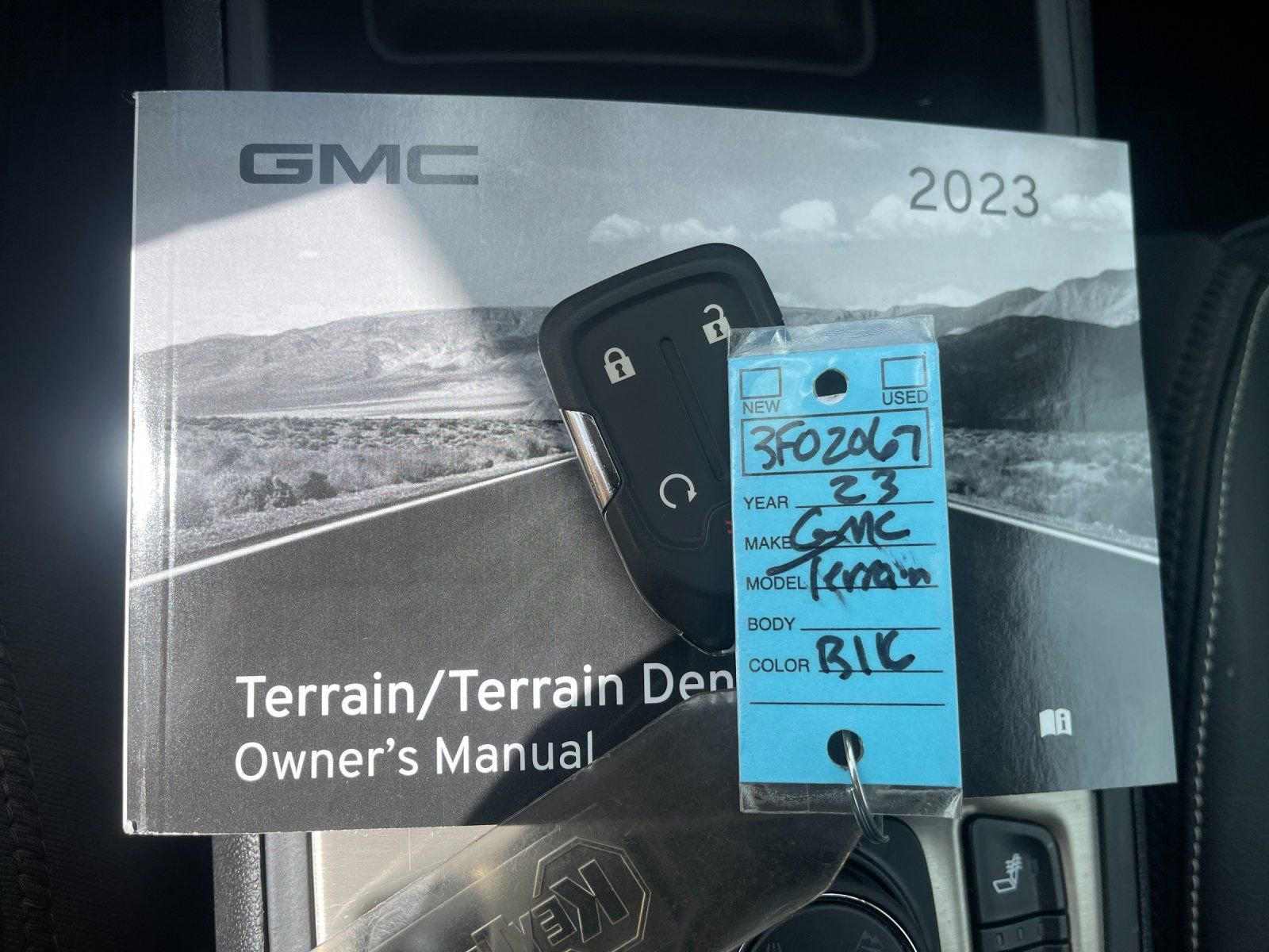 Used 2023 GMC Terrain Denali image 10