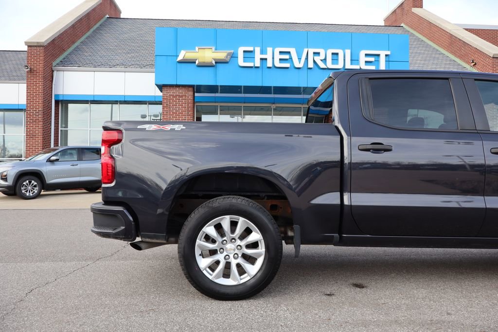 Used 2023 Chevrolet Silverado 1500 Custom w/ LPO, Dark Essentials Package image 34