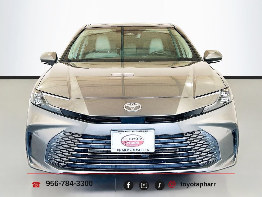 Used 2025 Toyota Camry XLE w/ Premium Package FWD image 2