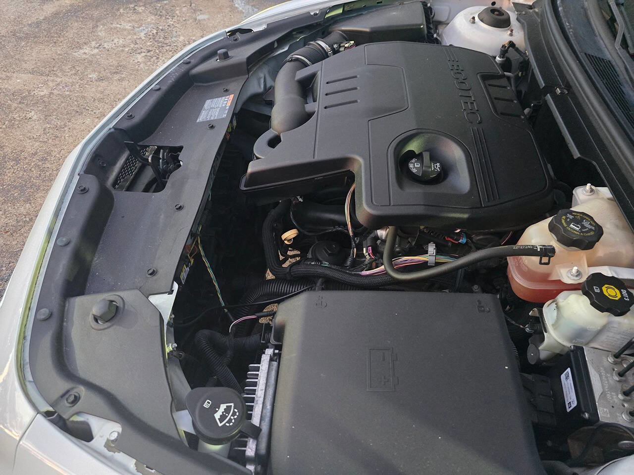 Used 2011 Chevrolet Malibu LS image 58