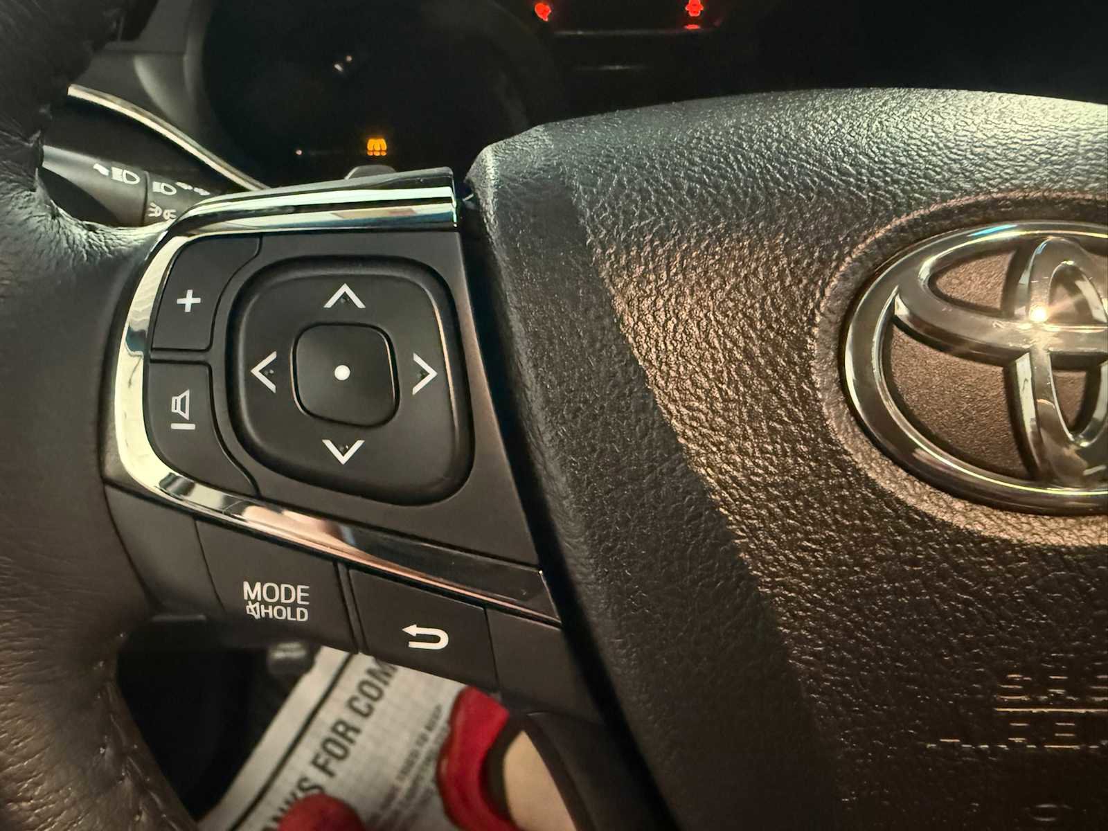 Used 2016 Toyota Avalon XLE Premium image 30