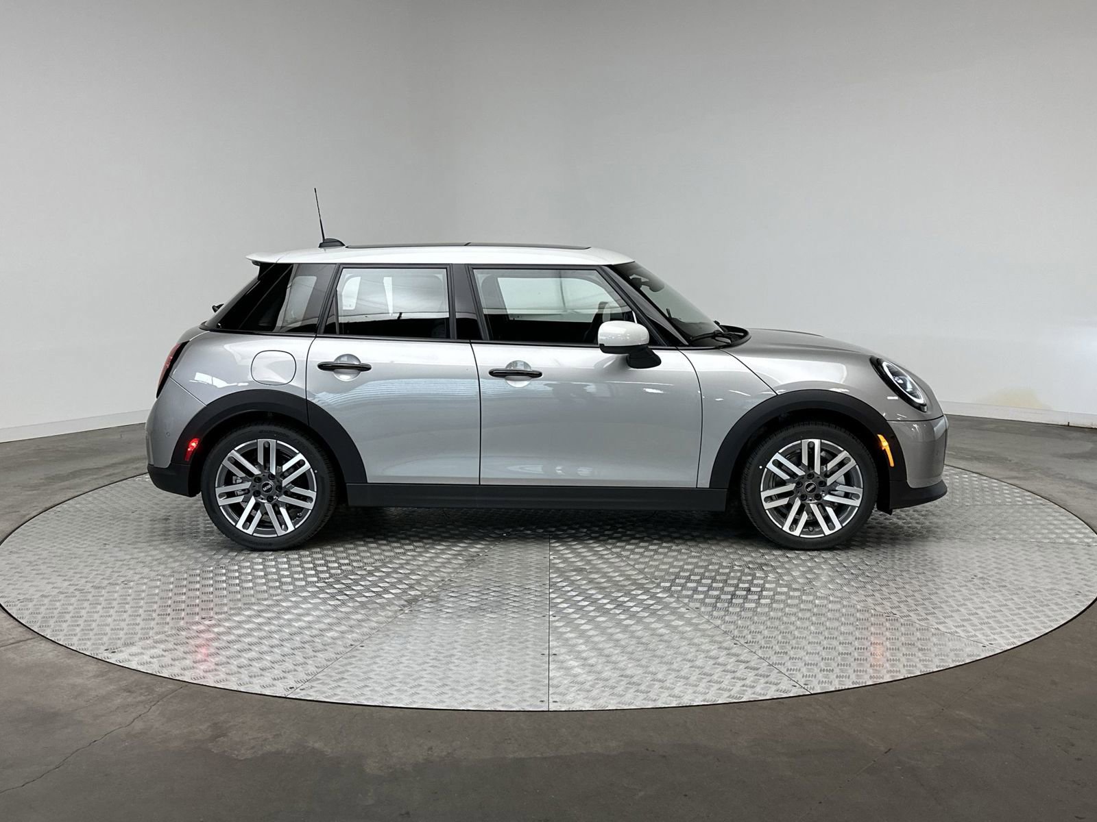New 2026 MINI Cooper S FWD image 10