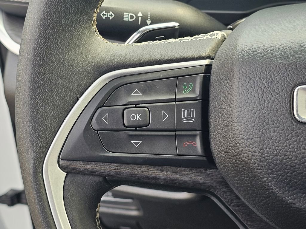 Used 2023 Jeep Grand Cherokee 4WD 4xe image 19