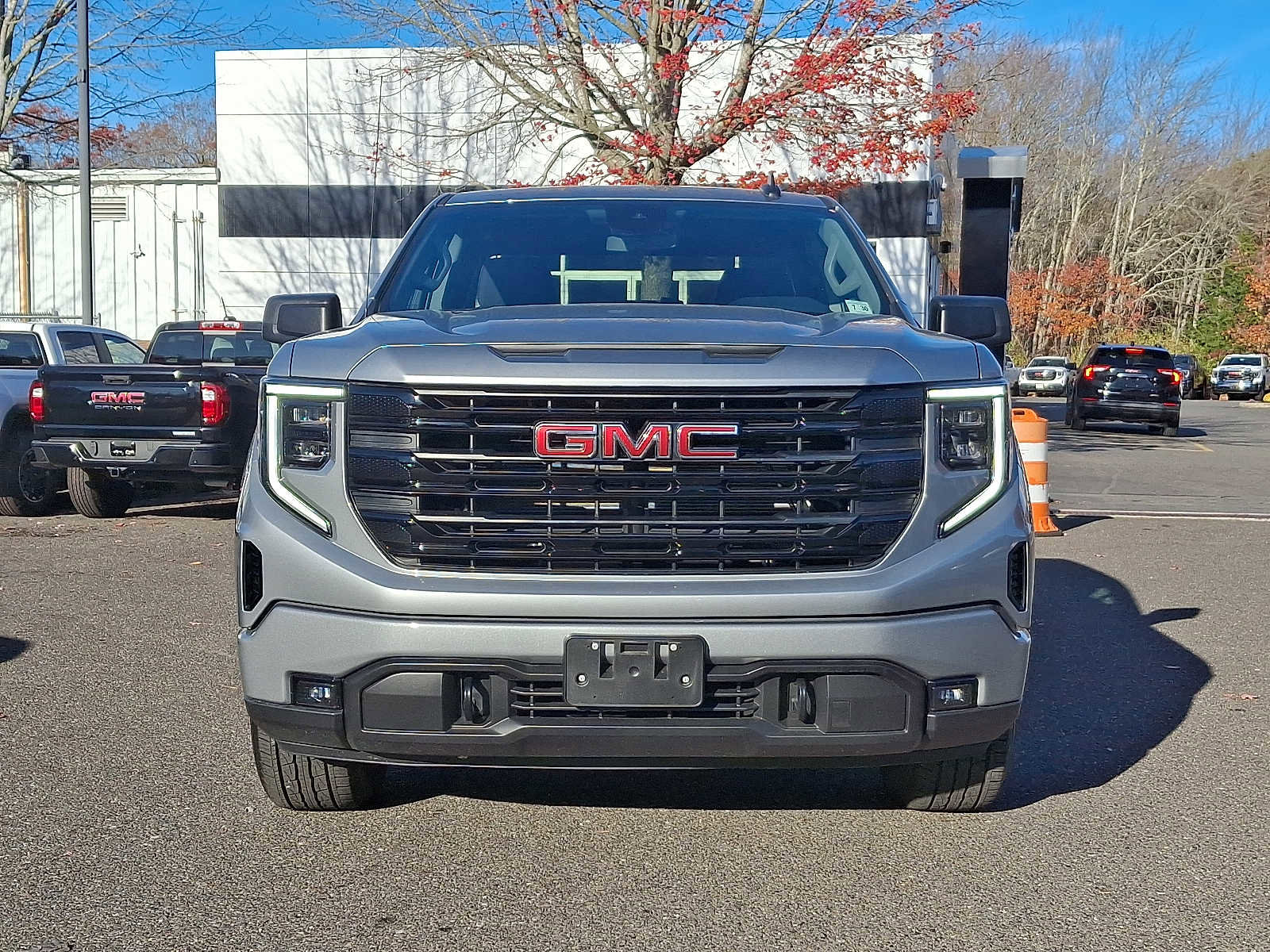 Certified 2025 GMC Sierra 1500 Elevation image 2