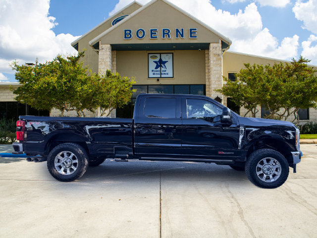 Used 2023 Ford F350 Lariat w/ Lariat Ultimate Package AWD/4WD image 6
