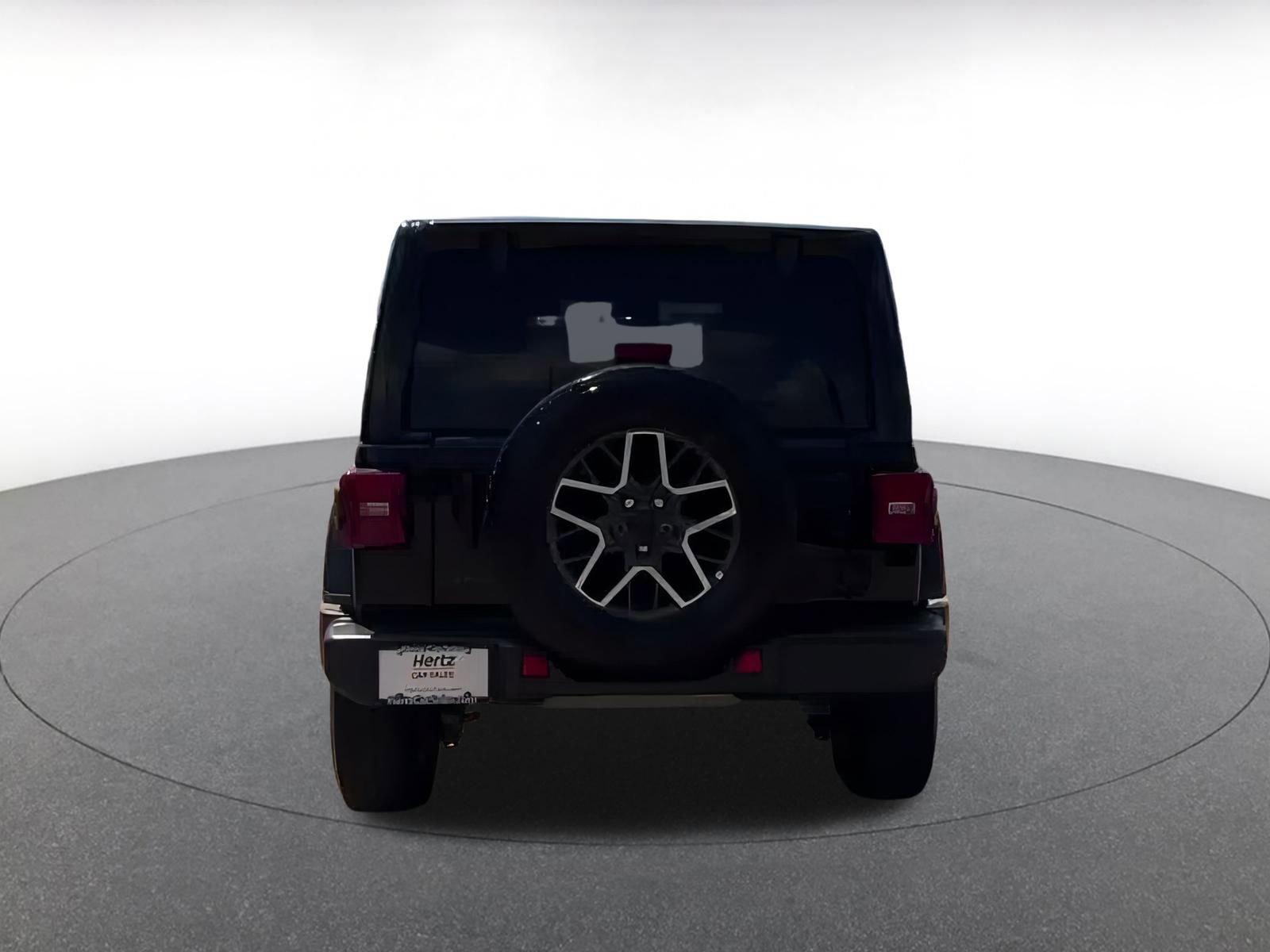 Used 2025 Jeep Wrangler Sahara image 9