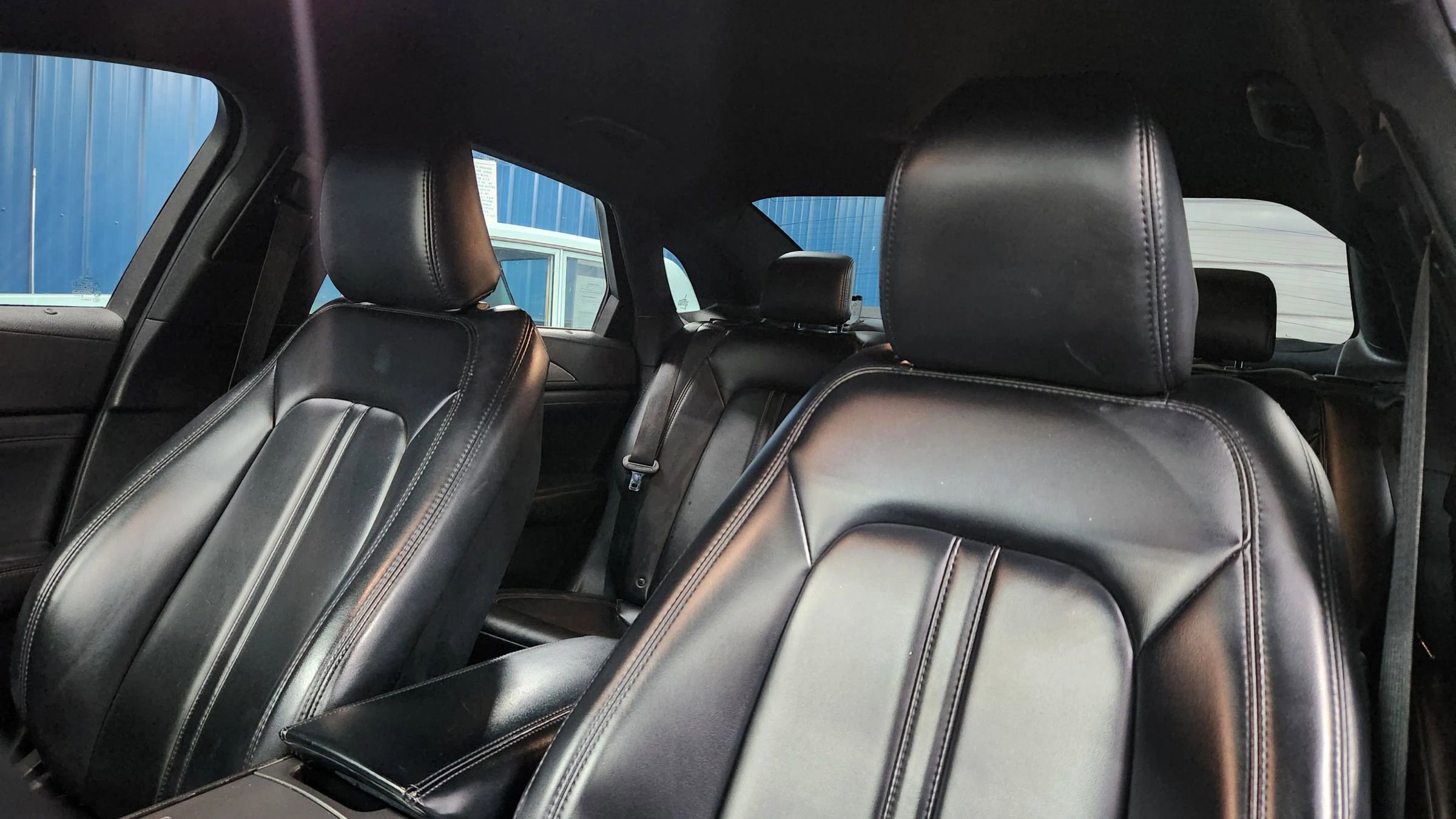 Used 2020 Lincoln MKZ image 9