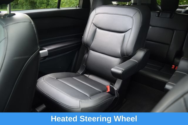 Used 2023 Ford Explorer XLT w/ Equipment Group 202A AWD/4WD image 15
