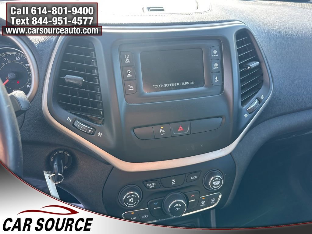 Used 2015 Jeep Cherokee Latitude image 21