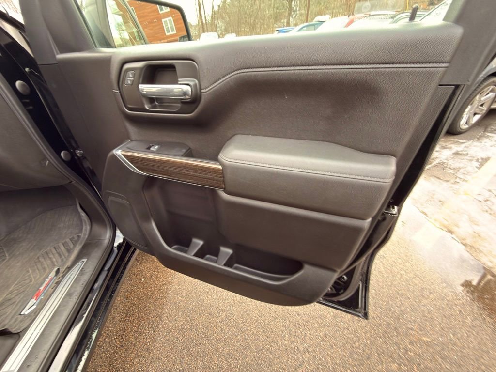 Used 2022 Chevrolet Silverado 1500 RST image 25