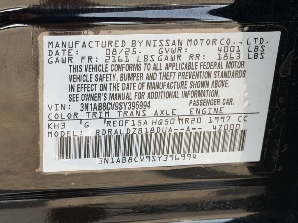 Used 2025 Nissan Sentra SV FWD image 30