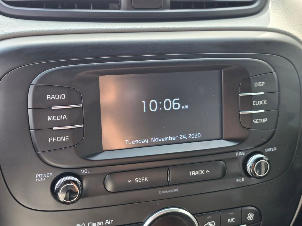 Used 2017 Kia Soul + FWD image 24