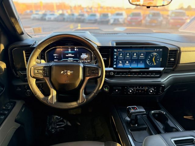 Used 2022 Chevrolet Silverado 1500 ZR2 image 36