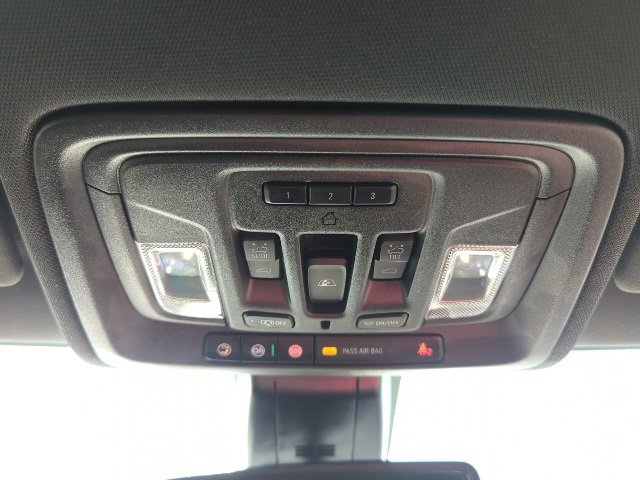 Used 2023 Chevrolet Silverado 3500 High Country w/ Safety Package II image 21