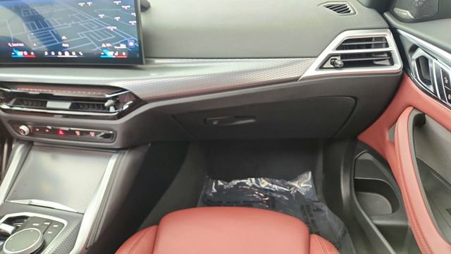 Used 2026 BMW M440i Coupe RWD image 32