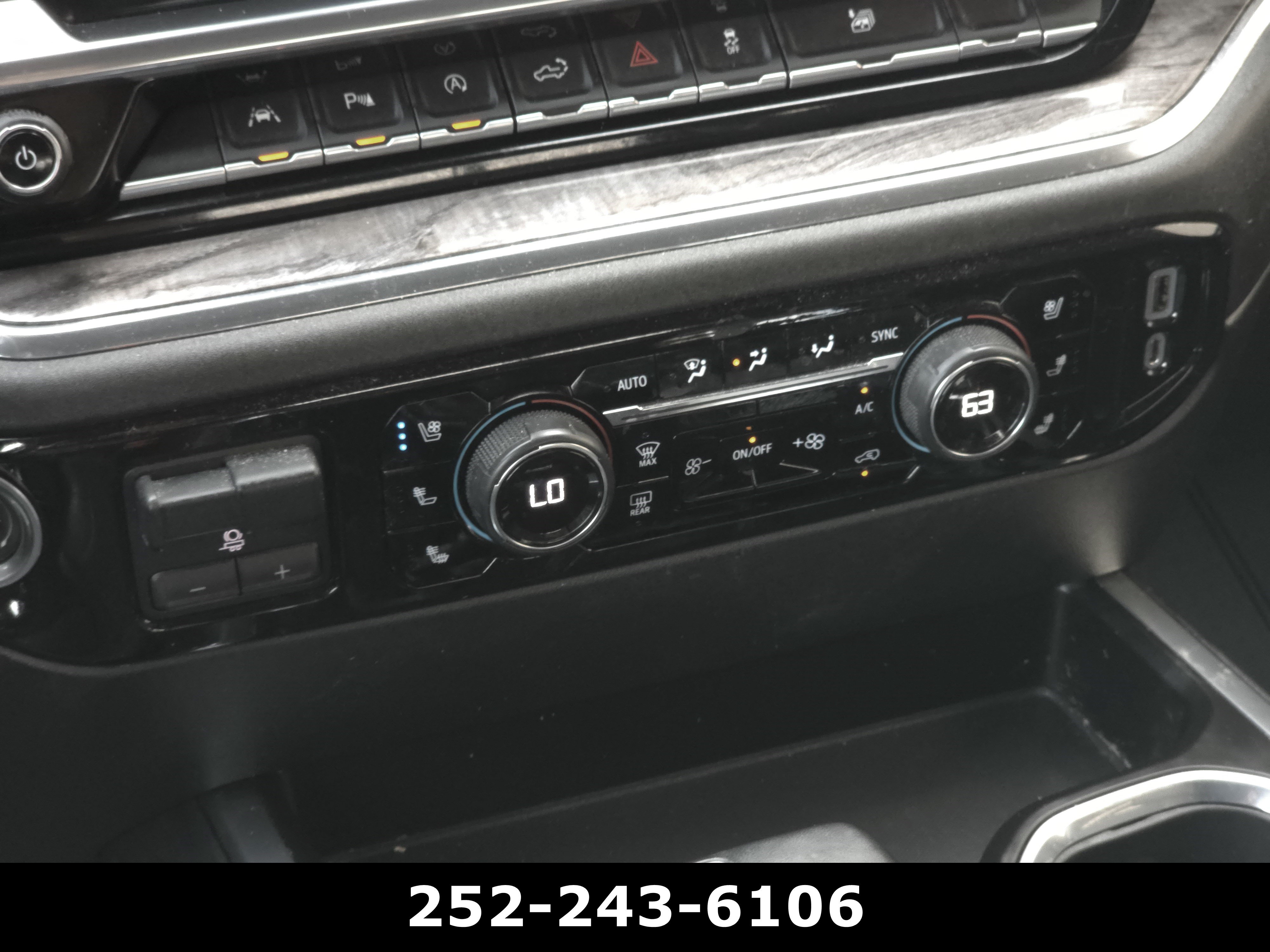 Used 2023 Chevrolet Silverado 1500 LTZ w/ LTZ Premium Package AWD/4WD image 16