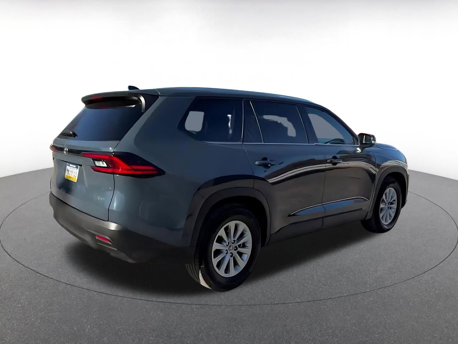 Used 2025 Toyota Grand Highlander FWD image 15