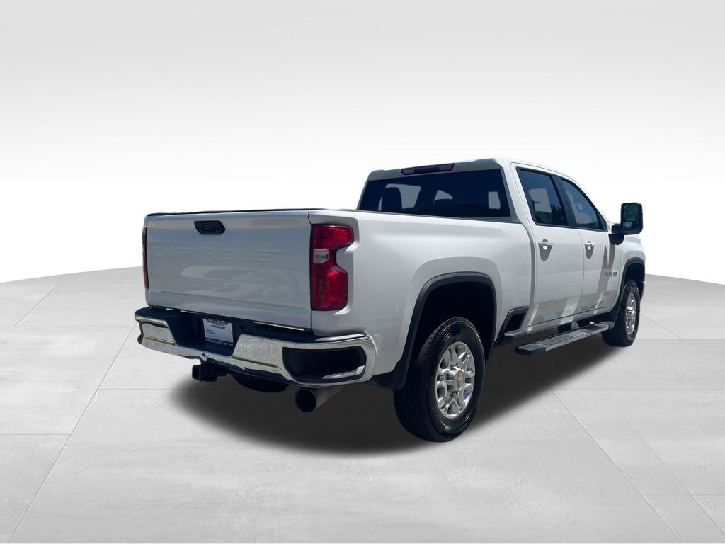 Used 2023 Chevrolet Silverado 2500 LT w/ Convenience Package image 3