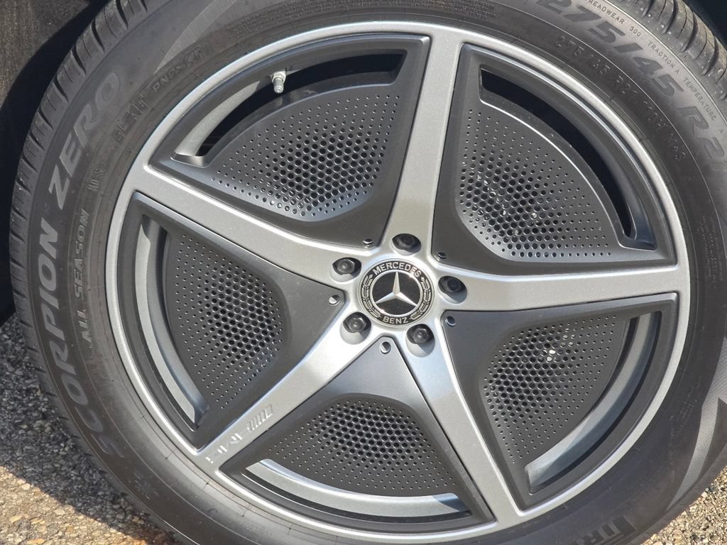 New 2027 Mercedes-Benz EQS 400 4MATIC SUV image 10