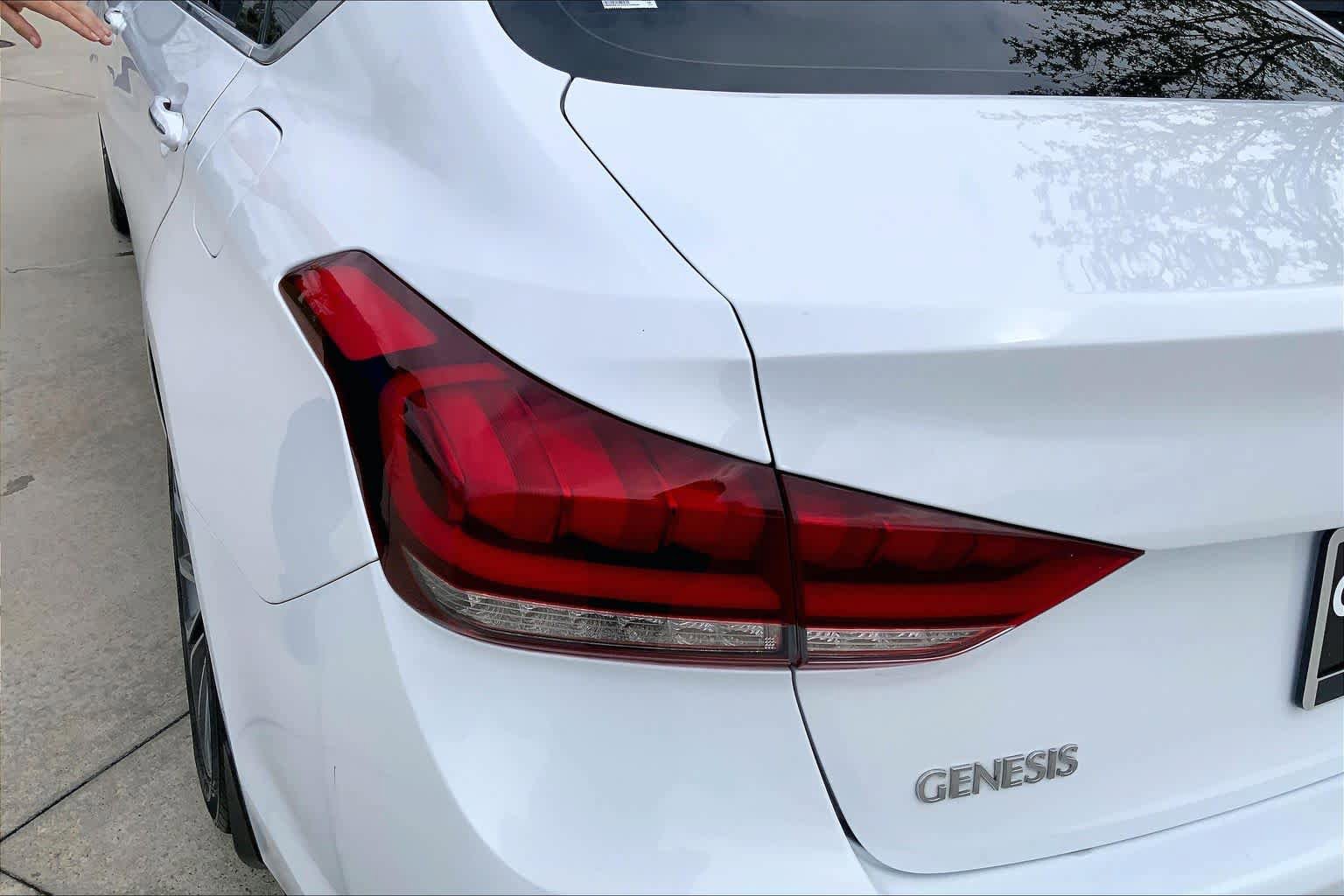 Used 2016 Hyundai Genesis 3.8 w/ Option Group 04 RWD image 28