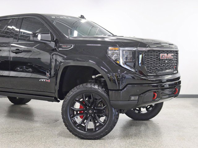 Used 2025 GMC Sierra 1500 AT4 w/ AT4 Premium Package image 2