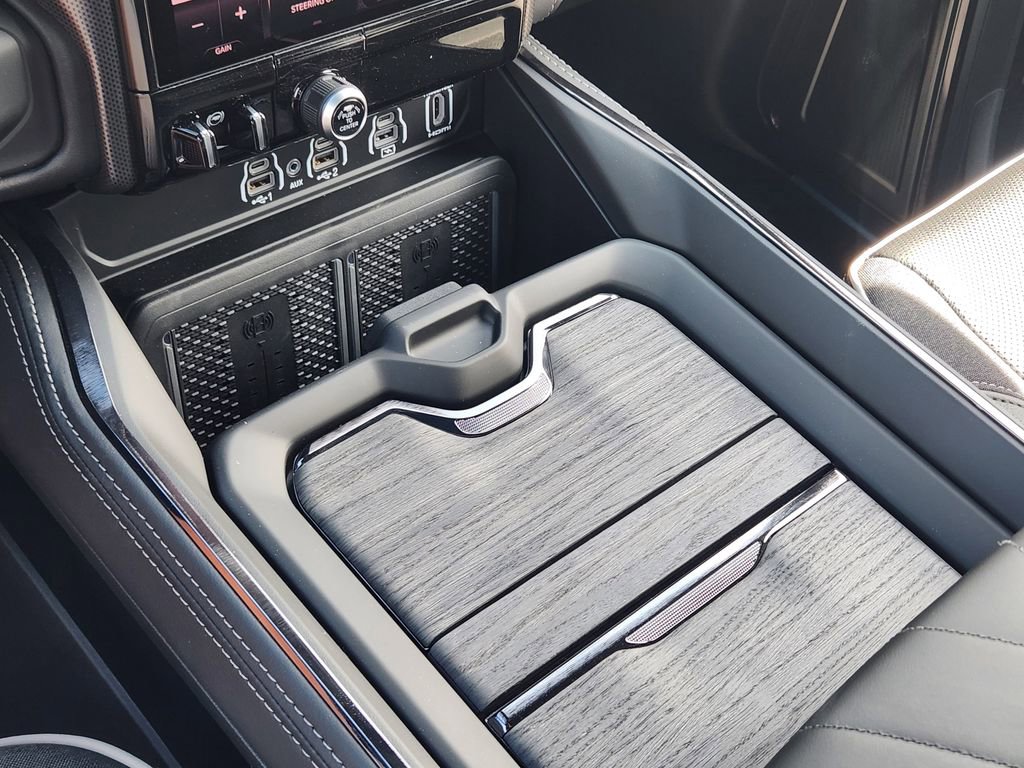 New 2026 RAM 2500 Limited AWD/4WD image 15