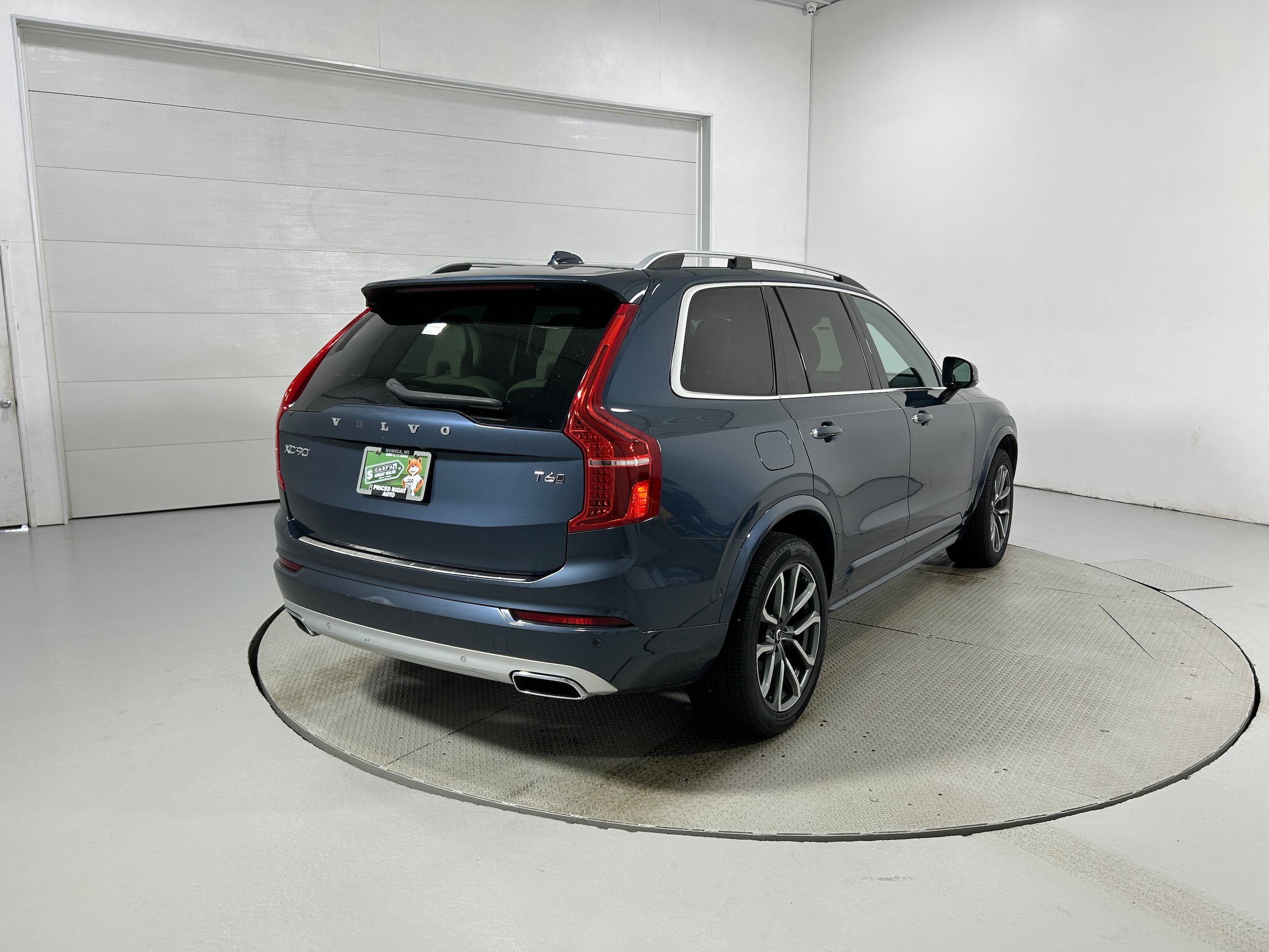 Used 2019 Volvo XC90 T6 Momentum w/ Advanced Package AWD/4WD image 38