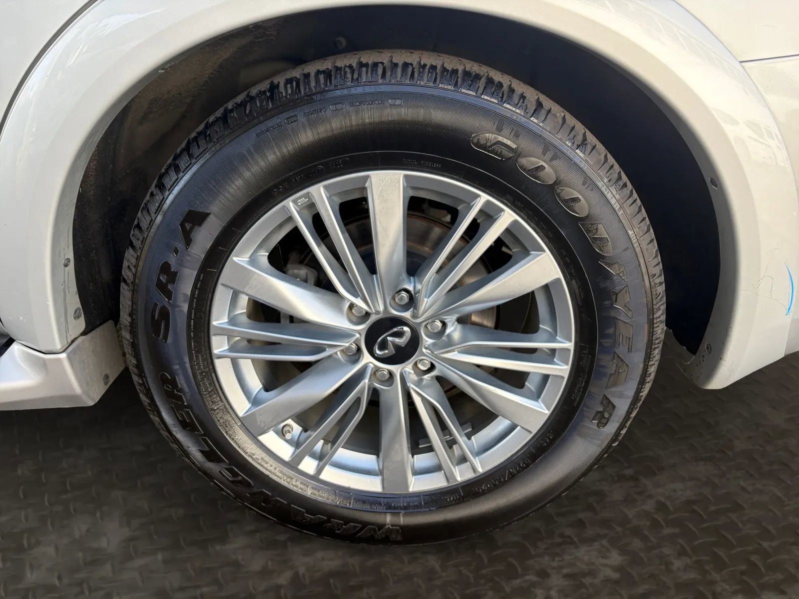 Used 2020 INFINITI QX80 Luxe w/ Proassist Package AWD/4WD image 41