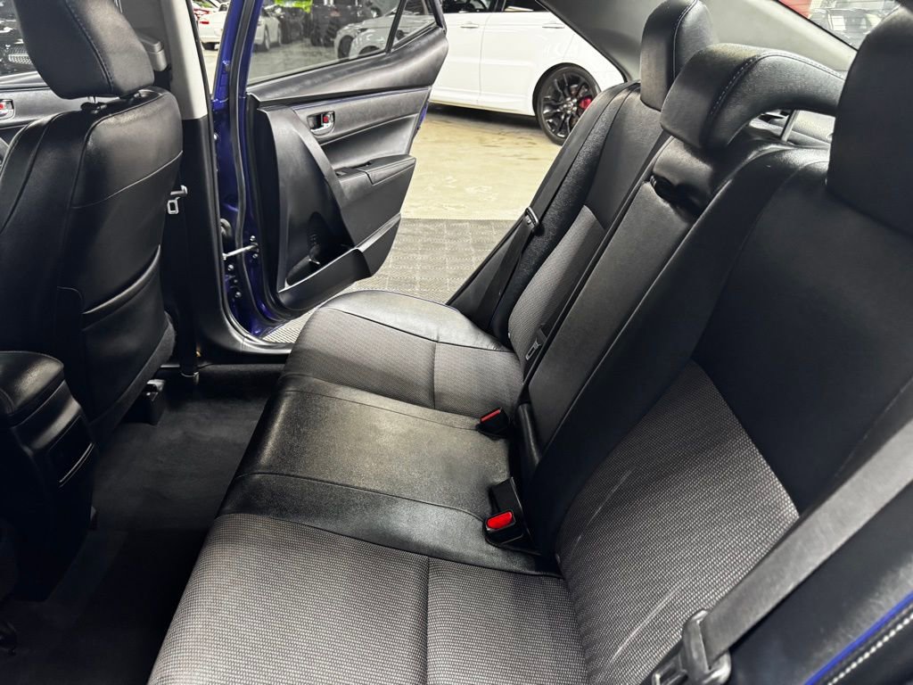 Used 2018 Toyota Corolla SE w/ Body Protection Package FWD image 42