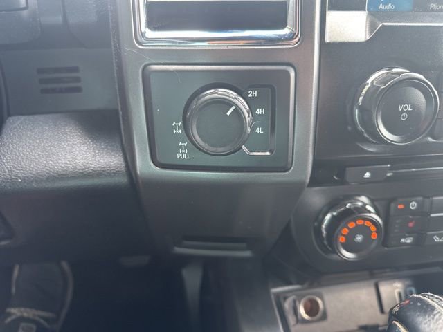 Used 2016 Ford F150 XLT w/ Equipment Group 302A Luxury image 22