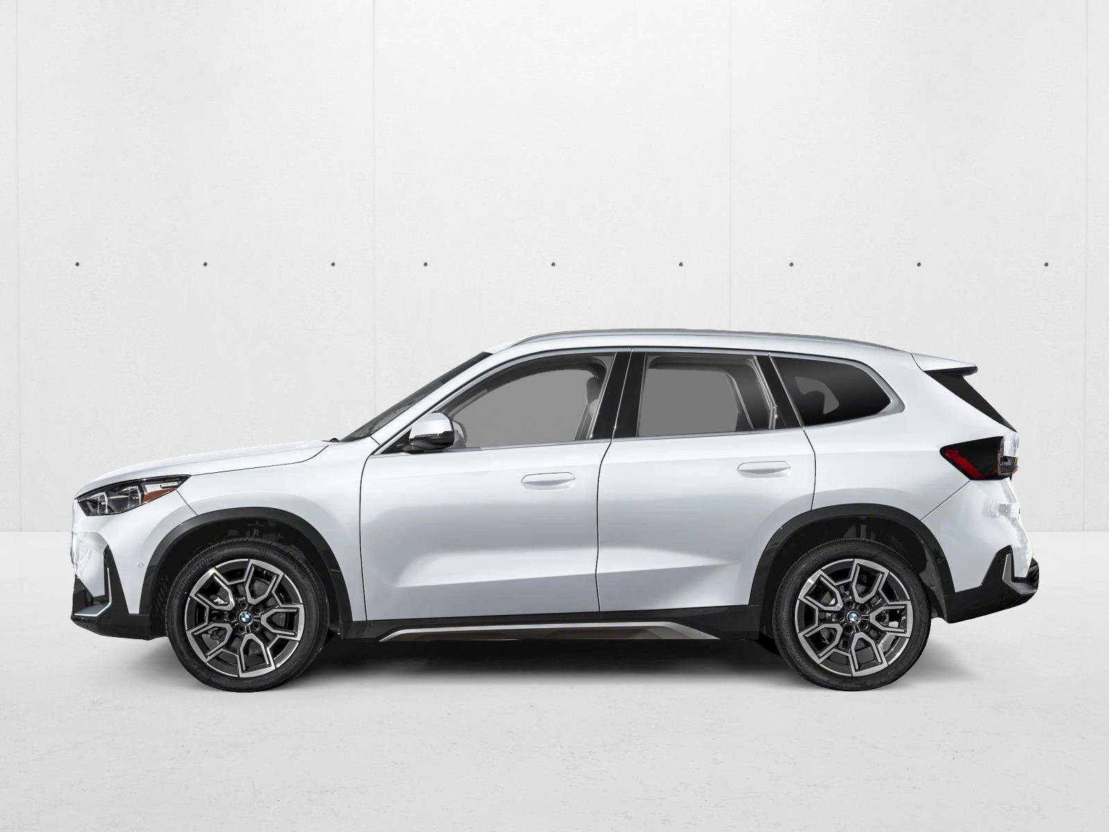 New 2026 BMW X1 xDrive28i AWD/4WD image 3