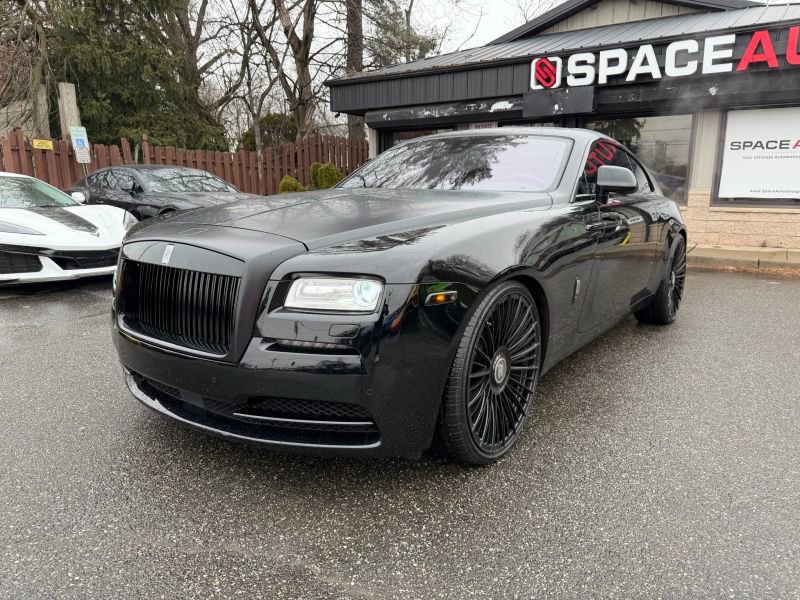 Used 2014 Rolls-Royce Wraith image 2