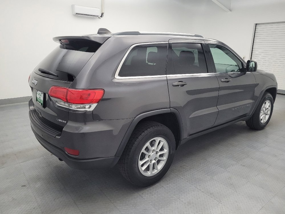 Used 2018 Jeep Grand Cherokee Laredo AWD/4WD image 10