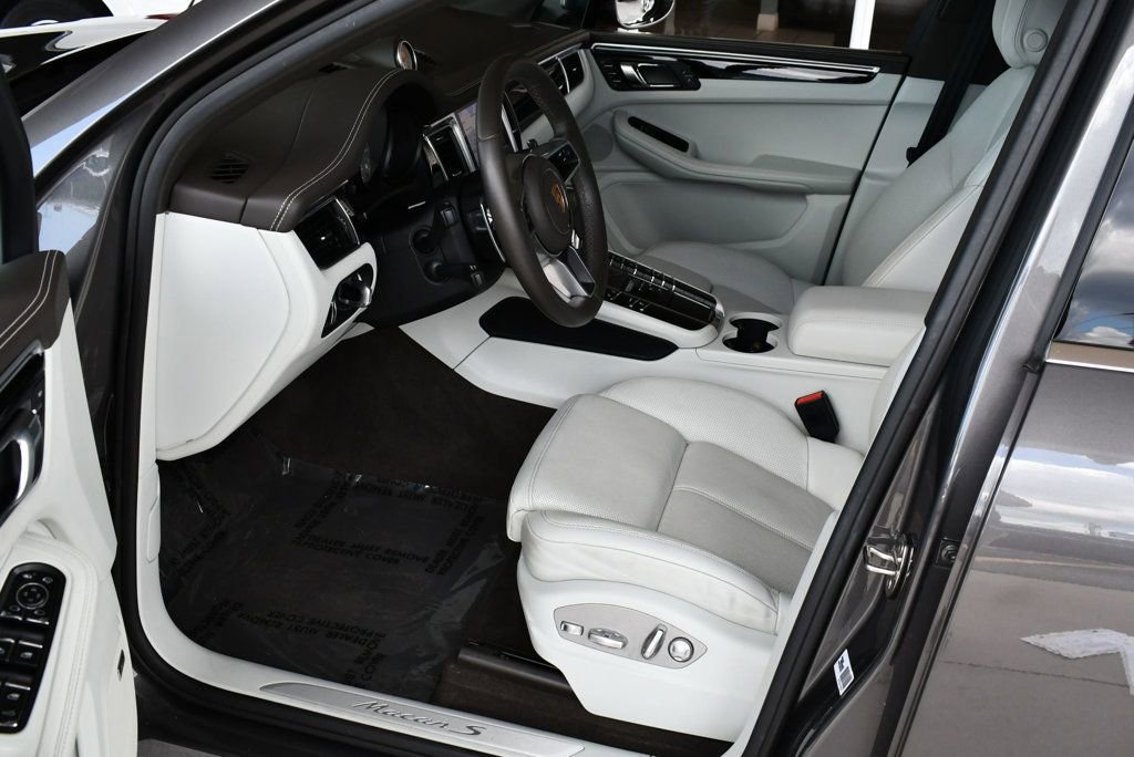 Used 2017 Porsche Macan S image 43