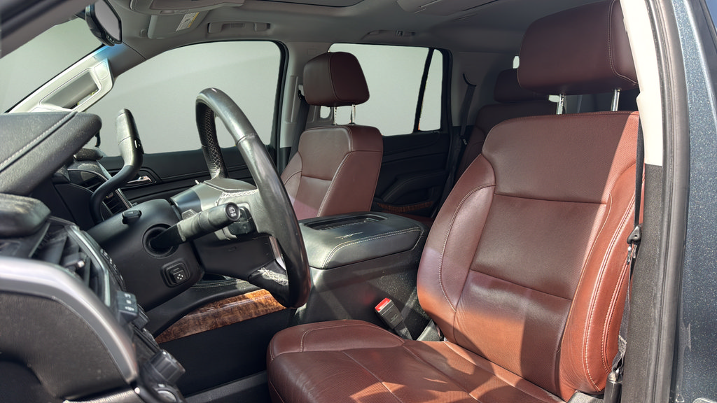 Used 2019 Chevrolet Tahoe Premier w/ Premier Plus Edition RWD image 10