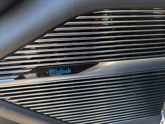 Used 2024 Jeep Grand Wagoneer Series III w/ Rear Seat Video Group 1 image 24