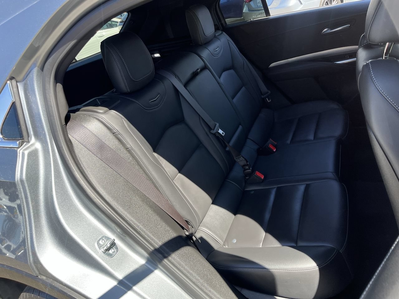 Used 2025 Cadillac XT4 Premium Luxury FWD image 24