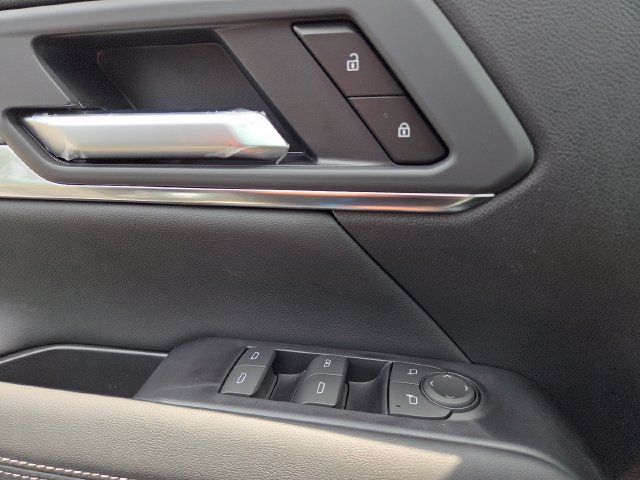 New 2027 GMC Terrain Elevation w/ Elevation Premium Package FWD image 25