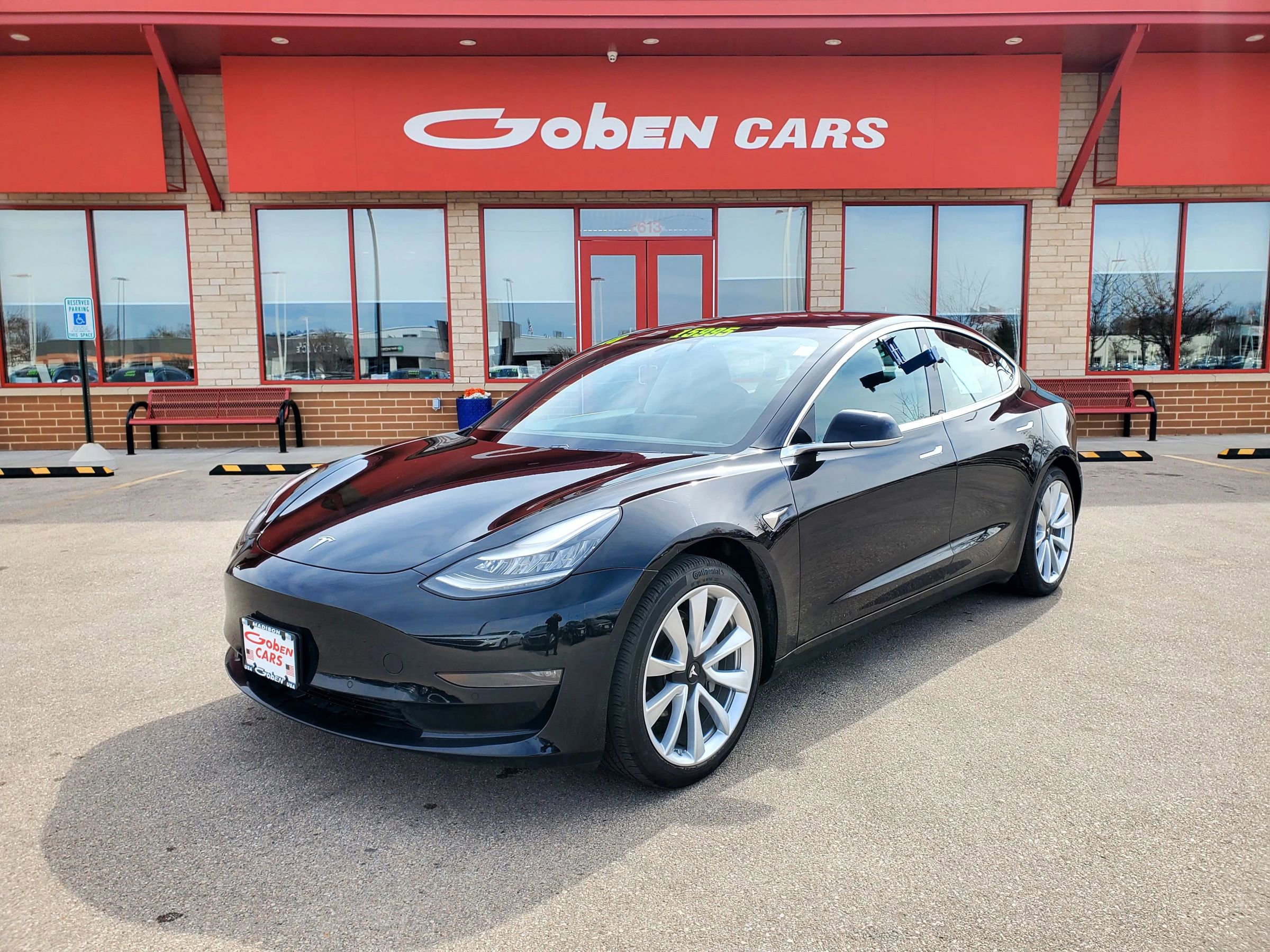 Used 2018 Tesla Model 3 Mid Range image 1