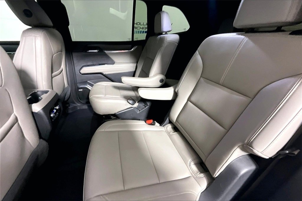 Used 2024 GMC Acadia Elevation w/ Luxury Package image 21