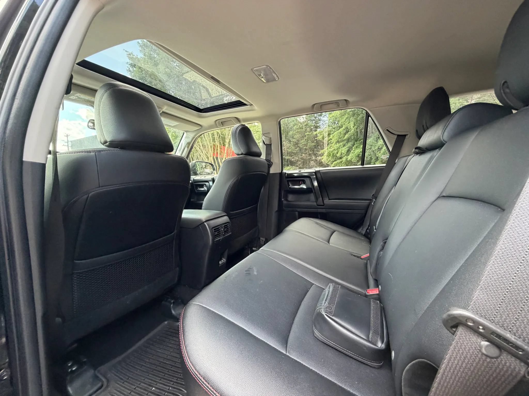 Used 2023 Toyota 4Runner TRD Off-Road Premium w/ Off Road Premium Plus Package AWD/4WD image 11
