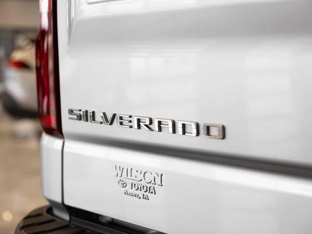 Used 2020 Chevrolet Silverado 1500 LT Trail Boss AWD/4WD image 8
